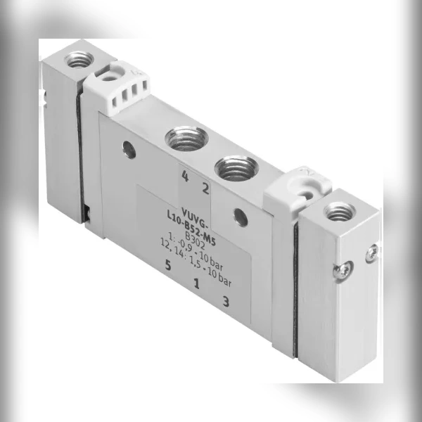 Распределитель с пневматическим управлением Festo VUWG-L10-T32U-A-M7